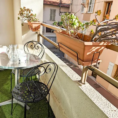 Les Beaux Jours - Calm & Sunny Balcony דירה *